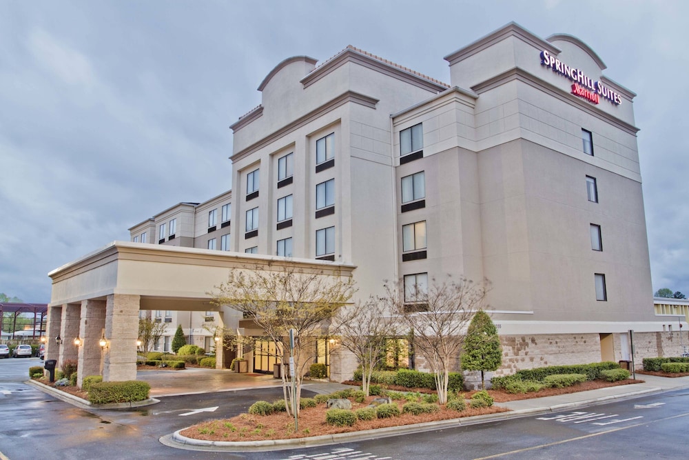 The Beacon Charlotte Airport - featured photo