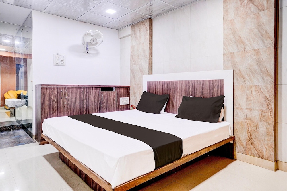 Rezki Syariah 23 - carbon neutral hotel in Bukittinggi