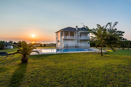 Olympos Sunset Residence Mountain and Sea View — 5-Star Luxury Hotel in Litochoro, Greece