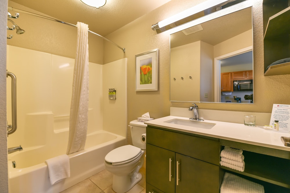 Candlewood Suites Medford by IHG - photo 8