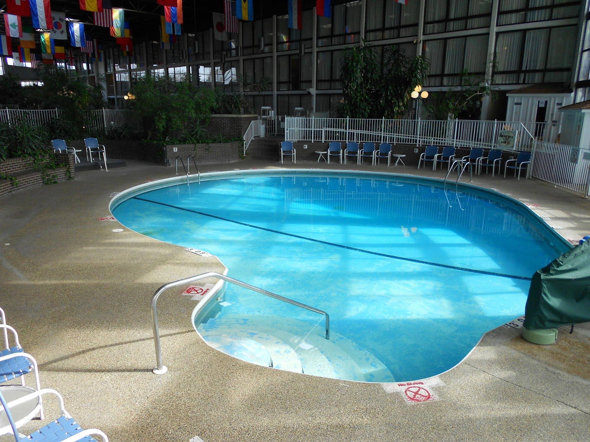 Travelodge Peoria Hotel And Conference Center - photo 9