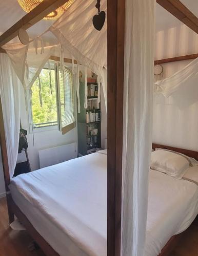 Entrez Dans Mon Calme Lumineux Et Modeste Temple — hotel in Eysines