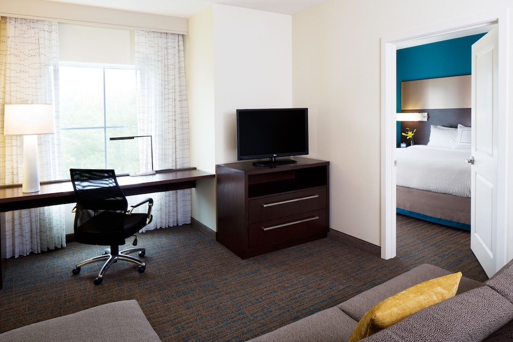 Residence Inn by Marriott Omaha Aksarben Village - photo 10