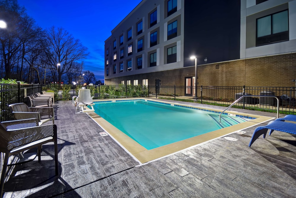 Hampton Inn Pleasant View TN - photo 24