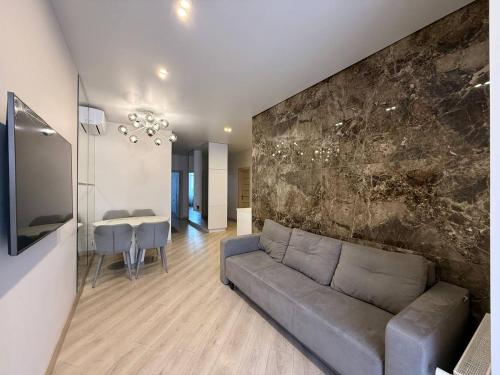 44 Pearl 3 bedrooms Apartment — 4-Star Luxury Hotel in Odessa, Ukraine