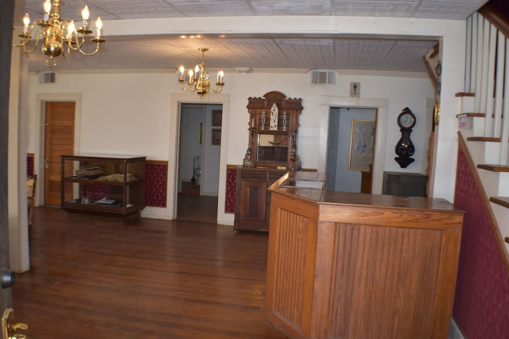 The Hotel Texan - photo 2