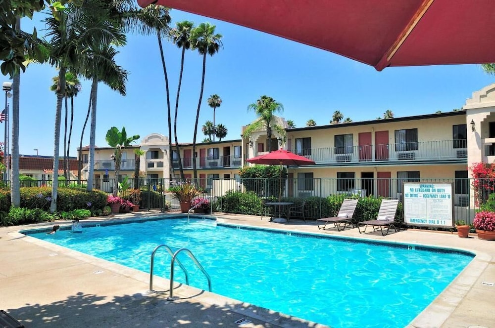 Lamplighter Inn & Suites at SDSU - photo 50