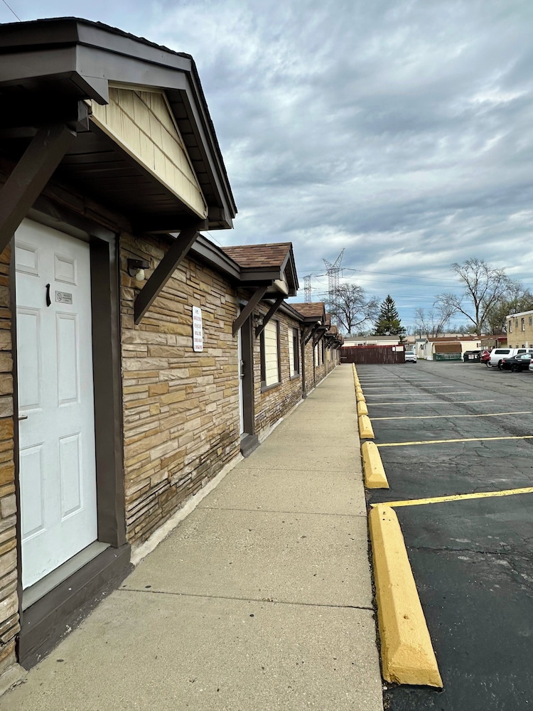 Des Plaines Motel By OYO O'Hare Airport Chicago - photo 36