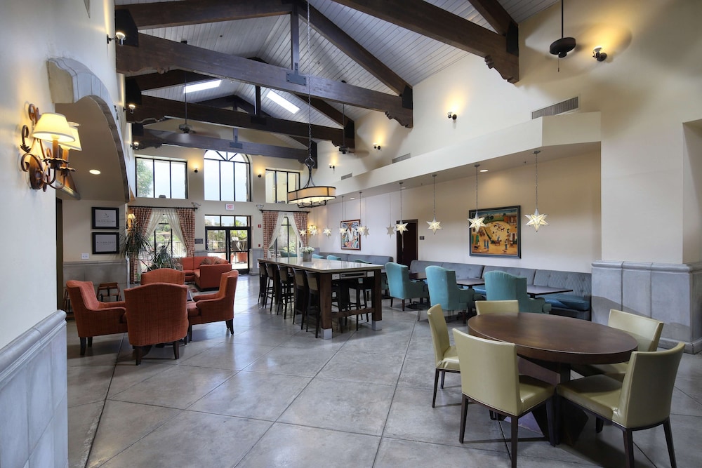 Hampton Inn & Suites Tucson Mall - photo 37