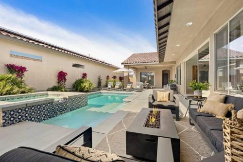 Casa Luna Your Vacation Home Away From Home Arrive & Relax 3BR #twosixzerozeroeighteight — 4-Star Luxury Hotel in La Quinta, United States