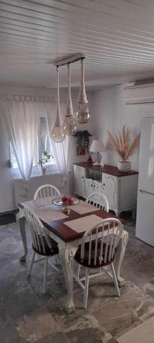 Villa Eleonas — 4-Star Luxury Hotel in Alexandroupoli, Greece
