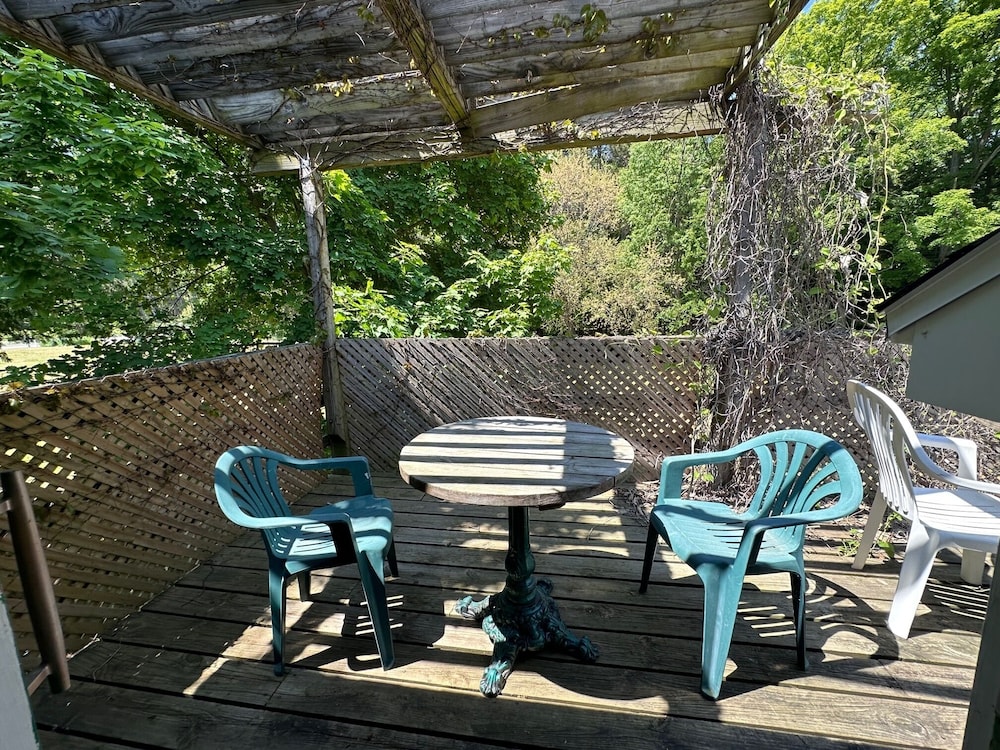 Maple Lane Empire - photo 16