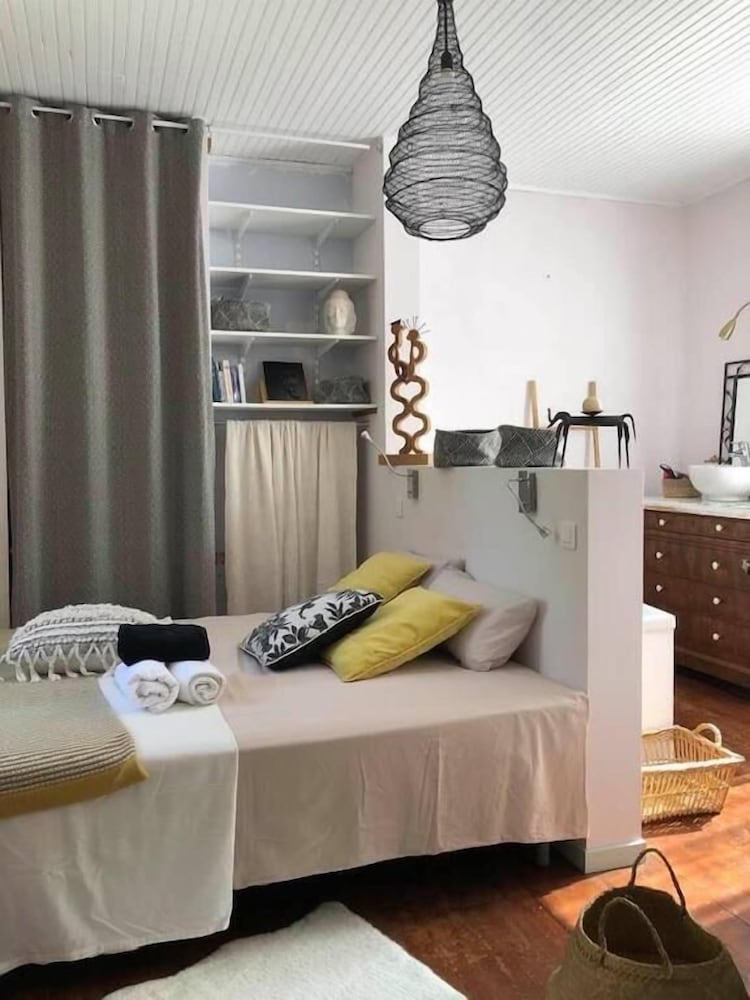 La galerie du port in Auvillar, France