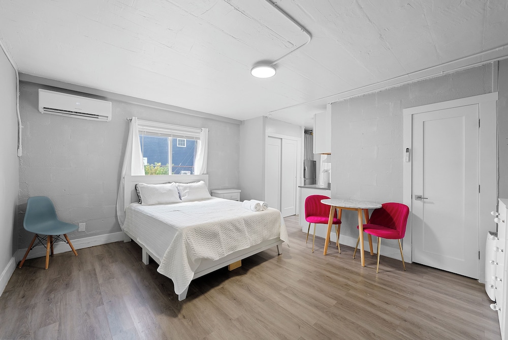 Chic City Retreat 93D — 4-Star Luxury Hotel in Columbus, United States
