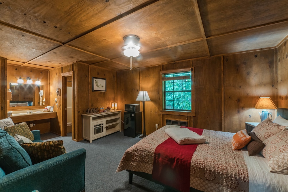 Sugar Creek Retreat - photo 12