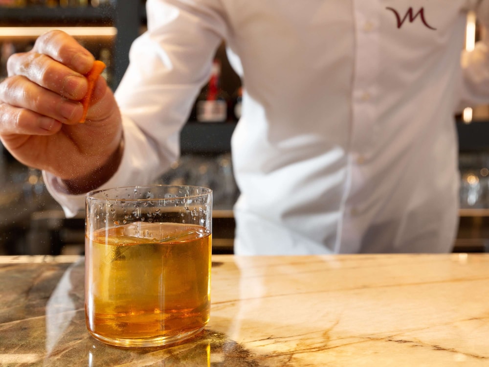 מזון ומשקאות