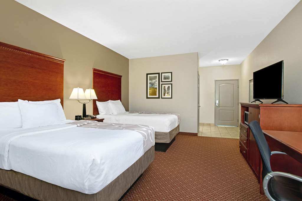 La Quinta Inn & Suites by Wyndham Fairfield TX - photo 33