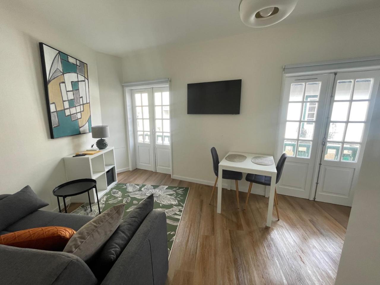 RETIRO 401 one bedroom apartment — 4-Star Luxury Hotel in Guimaraes, Portugal