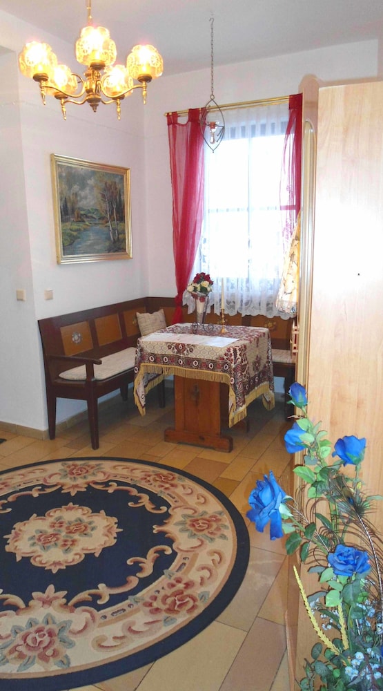 Hotel Krone — Goessweinstein — photo 2