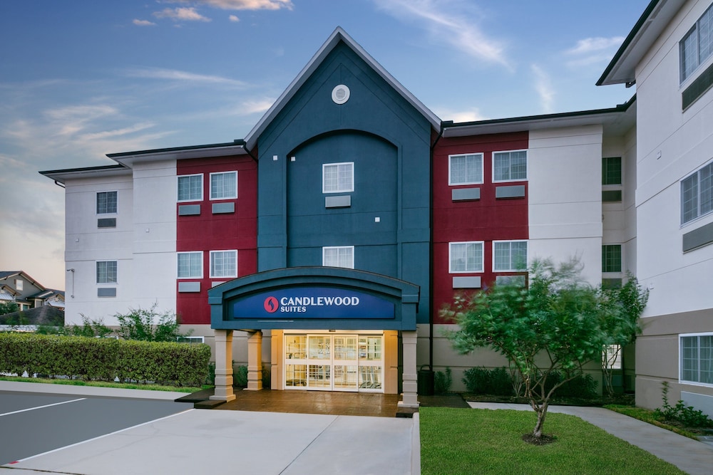 Candlewood Suites Lake Jackson Clute by IHG - photo 41