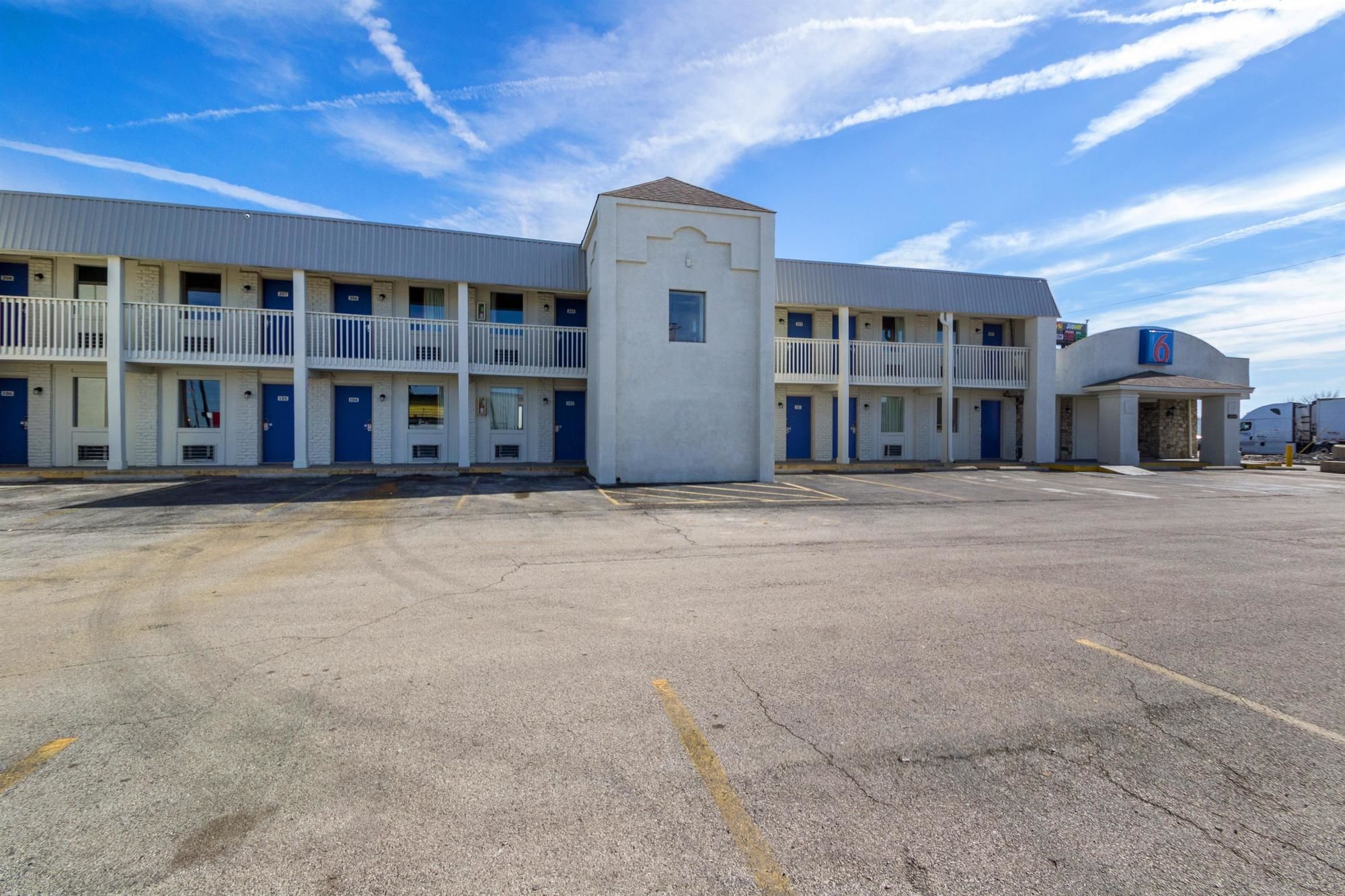 Motel 6 Indianapolis IN South - photo 46