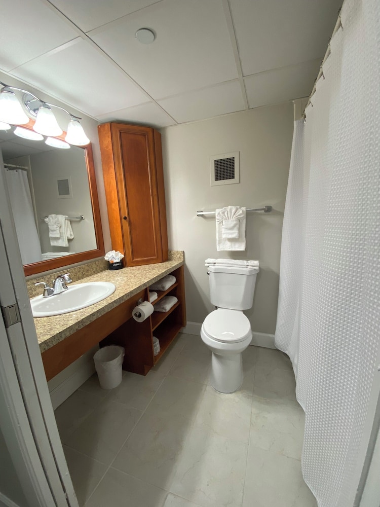 The View Studio Suites and Event Venue - photo 18