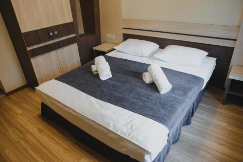 Hotel Merry Land — hotel in Horodenka