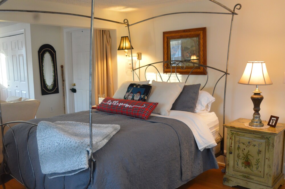 Peabody's Hip Little Stay - photo 17