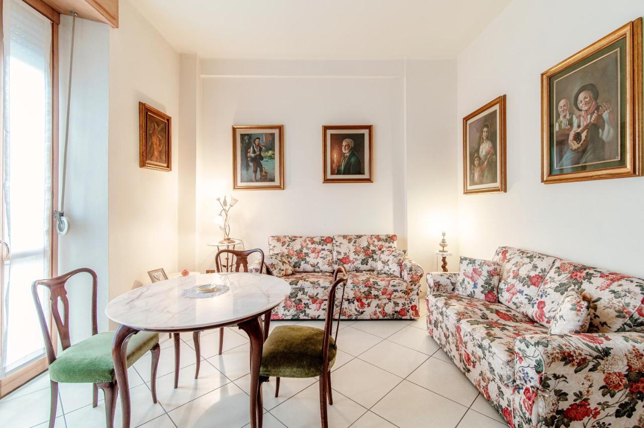 Grand Maison Con 2 Ampie Camere Da Letto in Como, Italy