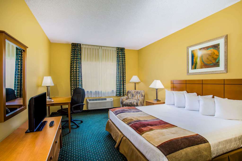 Baymont by Wyndham Helena - photo 8