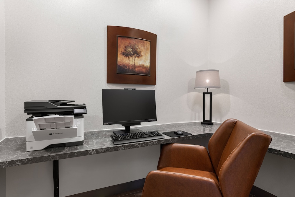 Candlewood Suites Cape Girardeau by IHG - photo 70