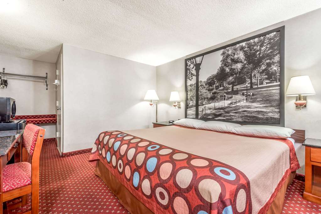 Super 8 by Wyndham North Bergen NJ NYC Area - photo 11