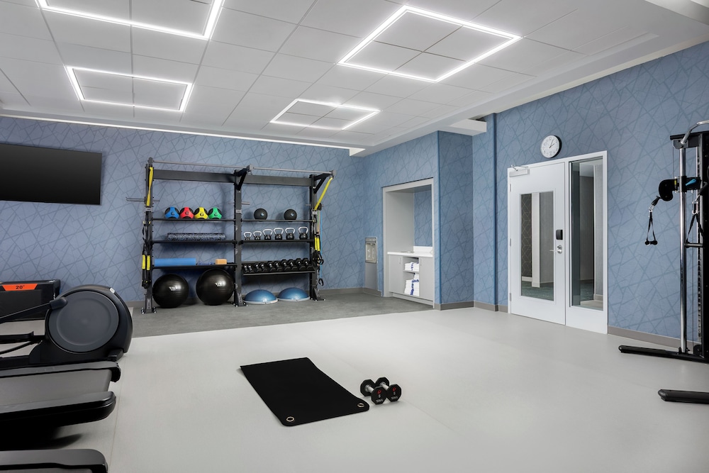 Homewood Suites by Hilton Newport Cincinnati - photo 20