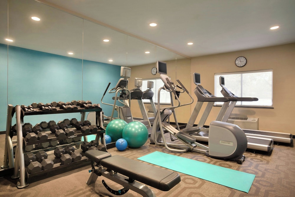 Fairfield Inn & Suites Fort Worth University Drive - photo 15