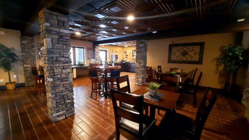 Stonebrook Lodge Bryson City - photo 14