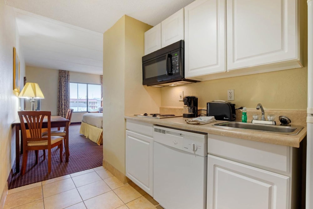 LikeHome Extended Stay Hotel Warner Robins - photo 19