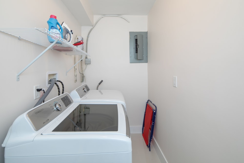 Pompano Suites by the Beach - photo 49