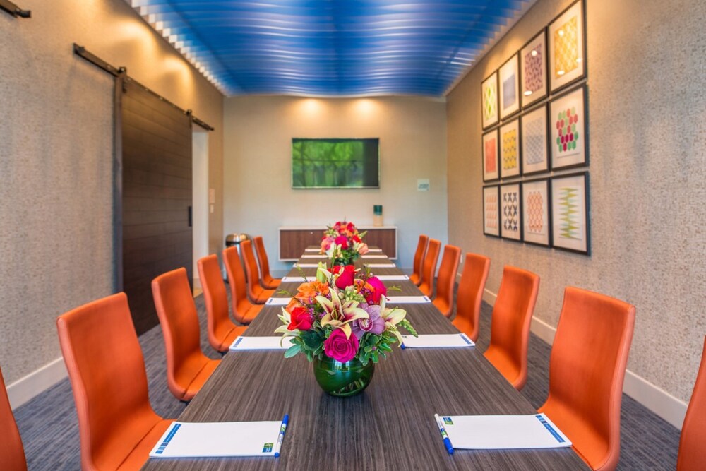 Holiday Inn Express & Suites Tampa North Wesley Chapel by IHG - photo 33
