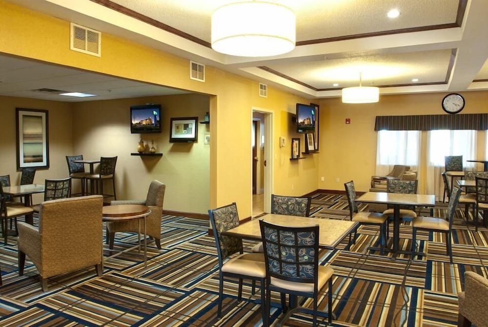 Holiday Inn Express Hotel & Suites Canyon an IHG Hotel - featured photo