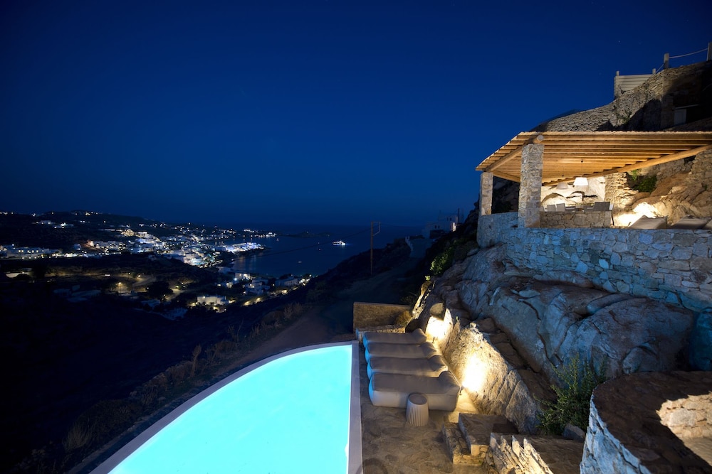 Villa Azurite — 4-Star Luxury Hotel in Mykonos, Greece