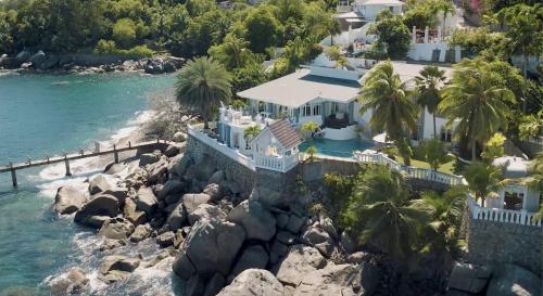 Blue Rhapsody Villa — 4-Star Luxury Hotel in Victoria, Seychelles