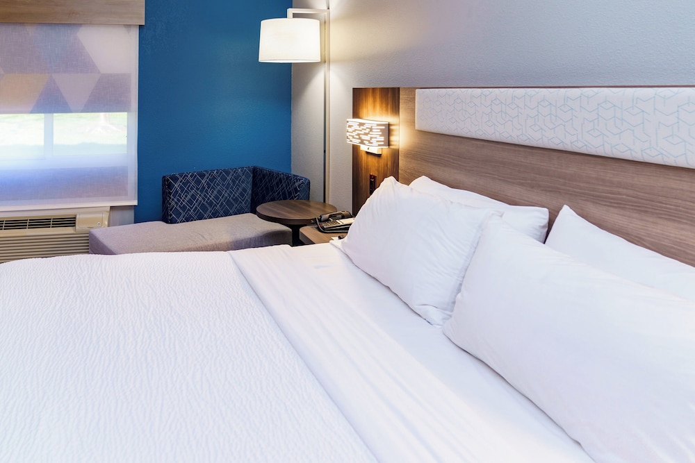 Holiday Inn Express Hotel & Suites Raleigh SW NC State by IHG - photo 36