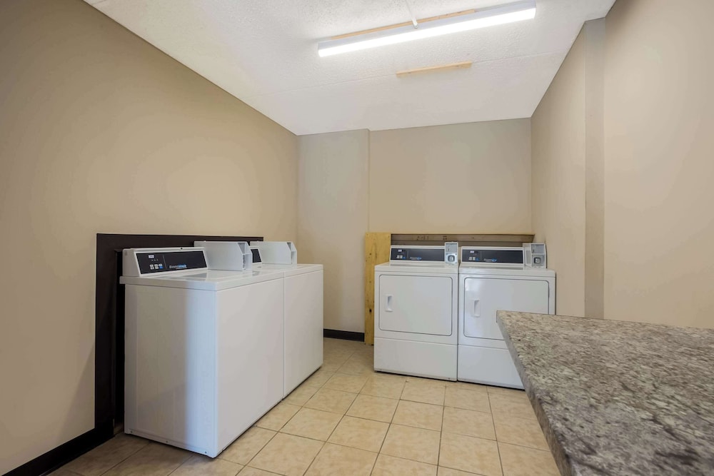 Suburban Studios Millville - photo 20