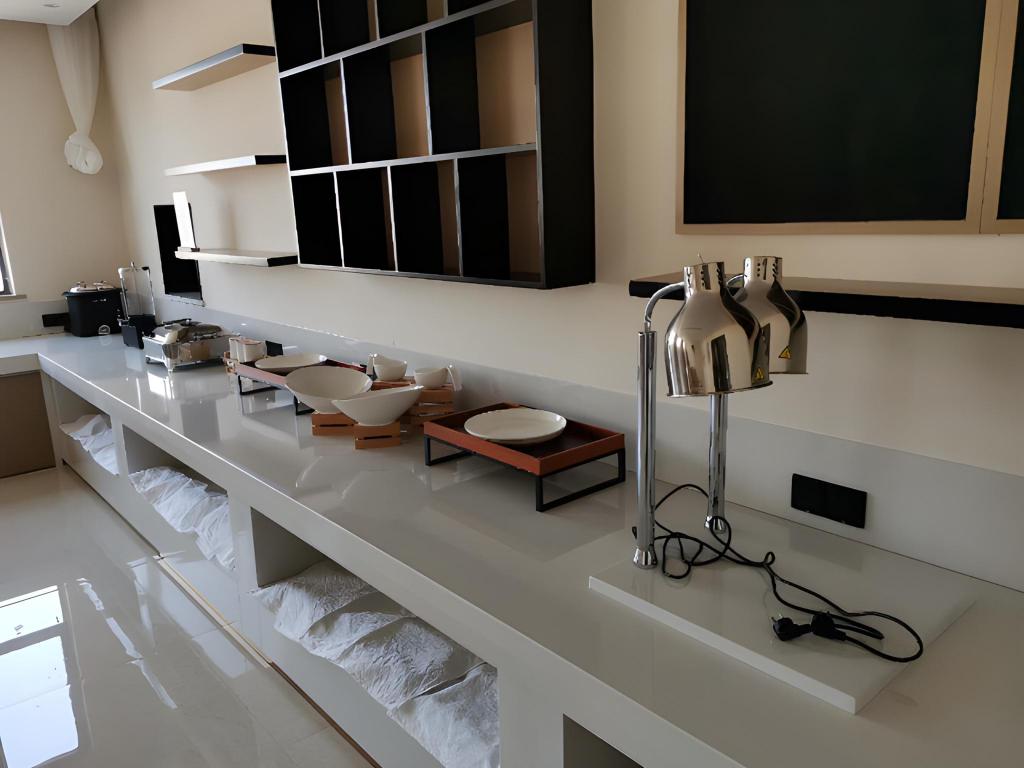 Minfu Hotel — hotel in Jingshan