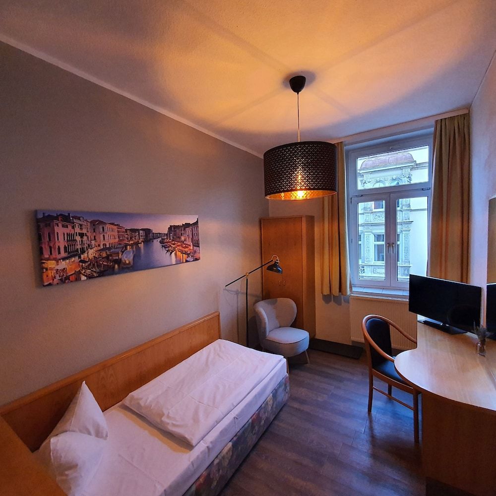 Hotel Friedensbrücke — hotel in Greiz