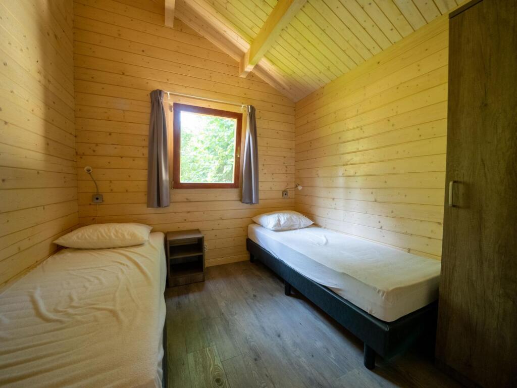 Chalet Near Utrecht With Combimicrowave