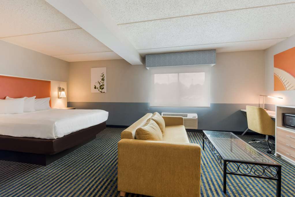 Baymont by Wyndham Westampton - photo 12