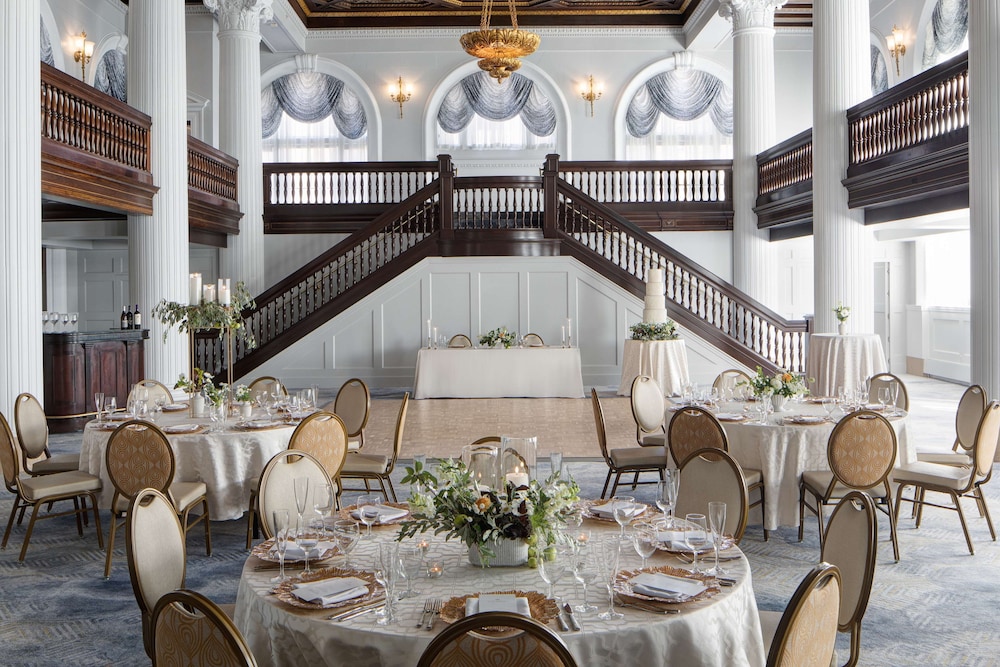 Amway Grand Plaza Curio Collection by Hilton - photo 96