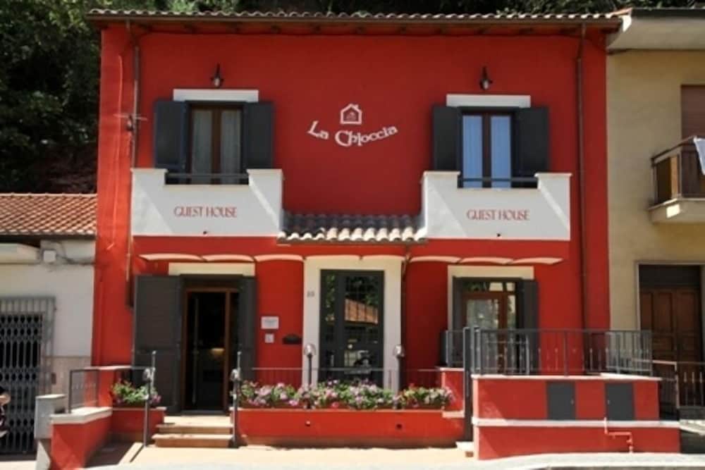 La Chioccia — hotel in Valmontone