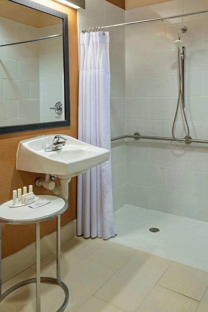 Fairfield by Marriott Kalamazoo West - photo 21